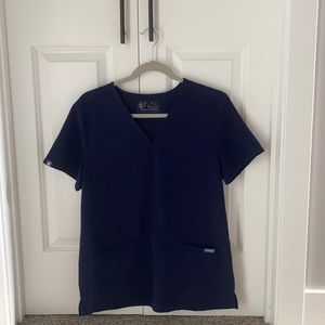 FIGS Women Casma Scrub Top - Navy